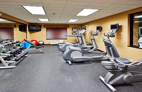 Great Falls Hotel | 2-Star Hotel ∙ Holiday Inn Express and Suites Great Falls, an IHG Hotel