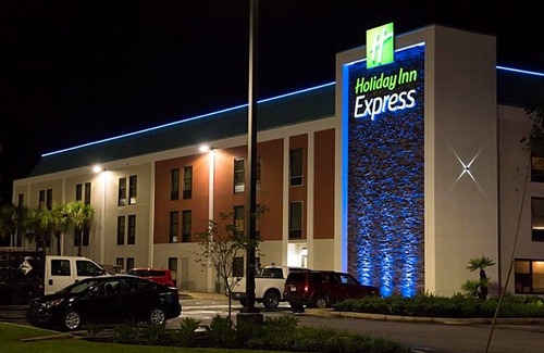 Kreole Hotel | 2-Star Hotel ∙ Holiday Inn Express Pascagoula-Moss Point, an IHG Hotel