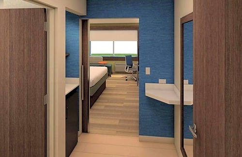 Aurora Hotel | 2-Star Hotel ∙ Holiday Inn Express & Suites - Aurora, an IHG Hotel