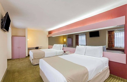 Ashley Oaks Hotel | 2-Star Hotel ∙ Microtel Inn by Wyndham Knoxville