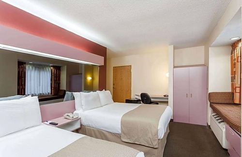 Ashley Oaks Hotel | 2-Star Hotel ∙ Microtel Inn by Wyndham Knoxville