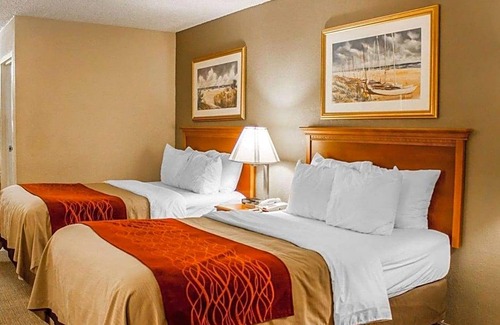 Huron Hotel | 2-Star Hotel ∙ Rodeway Inn Huron