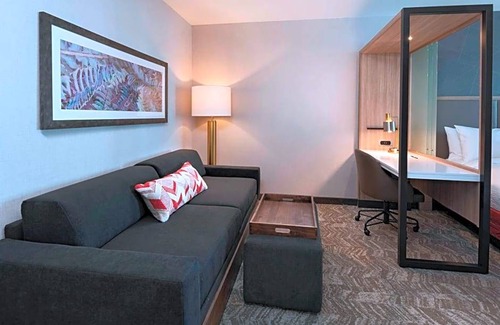 Denver West Hotel | 2-Star Hotel ∙ SpringHill Suites by Marriott Denver West/Golden