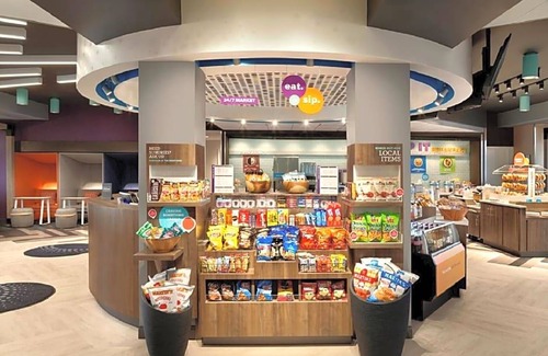 Reamstown Hotel | 2-Star Hotel ∙ Tru By Hilton Denver, PA
