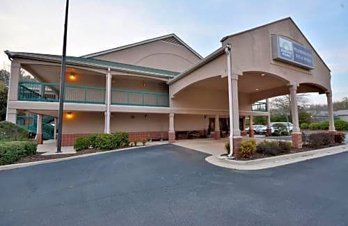 Peachtree City Hotel | 2-Star Hotel ∙ Days Inn & Suites by Wyndham Peachtree City