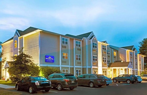 York Hotel | 2-Star Hotel ∙ York Microtel Inn & Suites by Wyndham