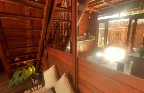 Uluwatu Ski Chalet | 2 storey wooden house in the heart of Uluwatu