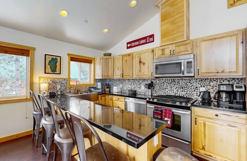 Serene Lakes House | 2-story home with private beach, grill, deck, washer/dryer, & AC