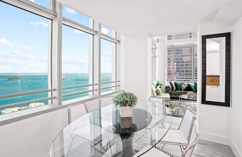 Brickell Condo | 2-Story Penthouse Hotel AKA 3/3 Brickell Miami