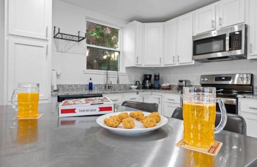 Phoenix Hill Apartment | 2-Story Shipping Container Retreat Unit #5 & #6