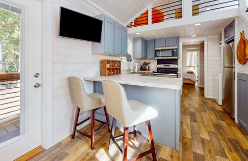 Clarkesville House | 2-story snowbird-friendly home with firepit, deck, porch, washer/dryer, & AC
