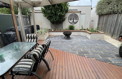 St Leonards House | 2 Story Townhouse near beach