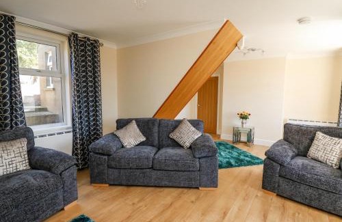 Porthgain House | 2 Sunny Hill