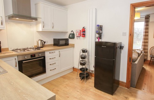 Trefriw Cottage | 2 TAN Y FEDW, pet friendly, country holiday cottage in Trefriw