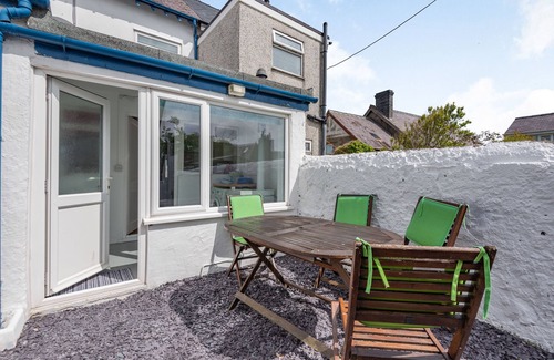 Cemaes Bay Cottage | 2 Tregof Terrace