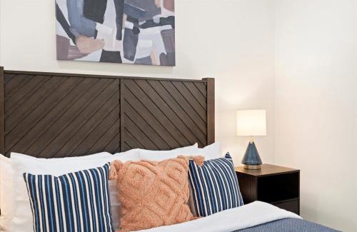 Charlotte Apartment | 2 Unit Modern Apt close to Uptown Charlotte