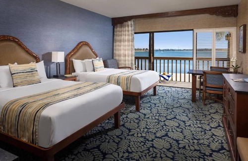 Crown Point Hotel | 2 units Bay View Double Suite Retreat | Catamaran Resort & Spa