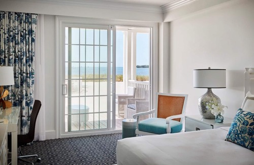 Marathon Hotel | 2 Units | Double Queen Oceanfront w/Balcony, Scenic Cycling, Isla Bella