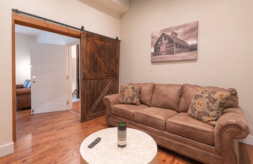 Lambertville House | 2 Units Luxurious Barn Suites in Lambertville NJ