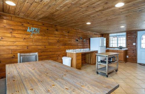 Mayfield House | 2 Units on Fife Lake with Hot Tub-Sleeps 14