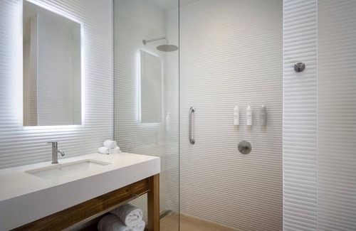 La Romana Hotel | 2 Units w/Balcony | Pool, Onsite Dining & Free Parking | Near the Beach