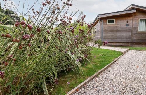 Looe House | 2 Valley View