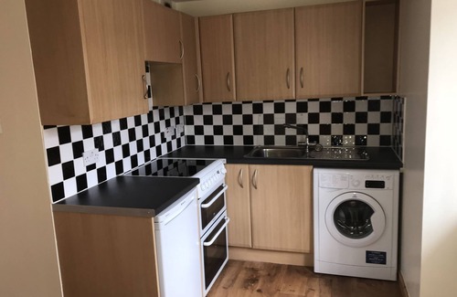 Forres Apartment | 2 Varis Apartments
