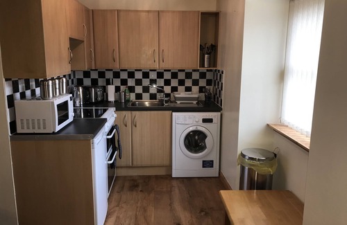 Forres Apartment | 2 Varis Apartments