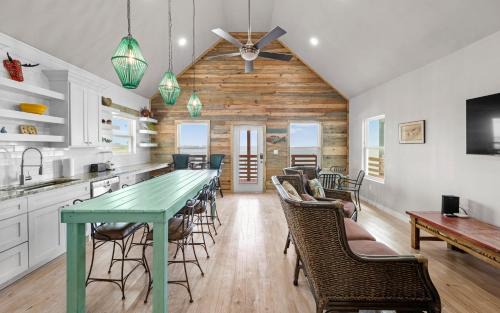 Flour Bluff House | 2 Waterfront Homes w Views Pool Boat Dock Laguna Village Oasis by AvantStay