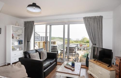 Pentraeth House | 2 Y Bont