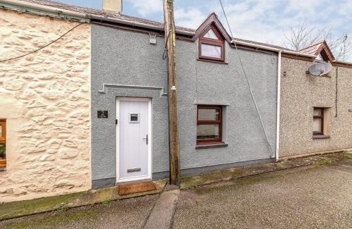 Bangor House | 2 Ysgoldy