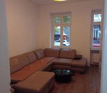 Wiesbaden Apartment | 2 Zimmer Wohnung Taunusstr. nähe Kochbrunnen