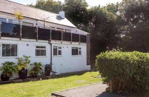 Llanbedrog House | 20 Glyn Y Mor