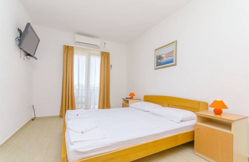 Rogoznica Apartment | 20 m² Apartment ∙ 1 bedroom ∙ 2 guests