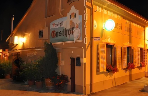 Tatabanya Bed & Breakfast | 20 m² Bed and breakfast ∙ 4 guests