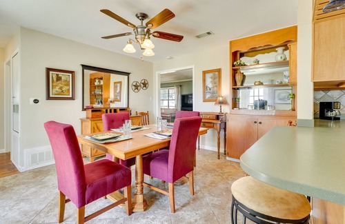 Manor House | 20 Mi to Austin: Texas Farmhouse on 10 Acres