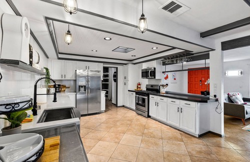 Racquet Club South House | 20% Off Sept Spacious Rooms W/Private Pool/Hot Tub