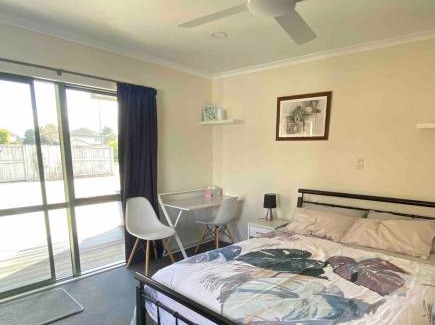Hamilton Apartment | 20 on Gresham