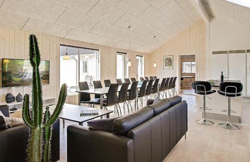 Olpenitz House | 20 person holiday home in Hasselberg