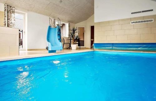 Olpenitz House | 20 person holiday home in Hasselberg