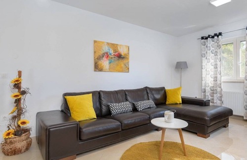 Prodol House | 200 m² House ∙ 3 bedrooms ∙ 8 guests