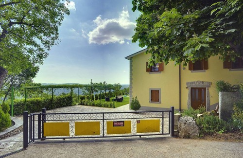Lupoglav House | 200 m² House ∙ 4 bedrooms ∙ 10 guests