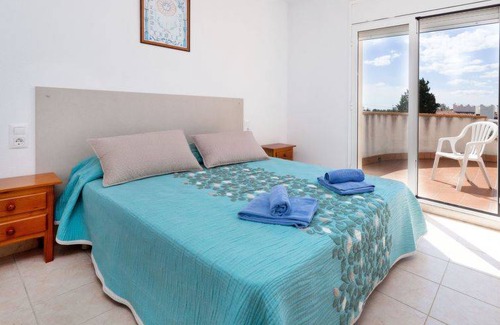 L'Ametlla de Mar House | 200 m² House ∙ 5 bedrooms ∙ 11 guests