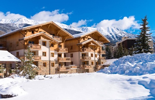Saint-Chaffrey Apartment | 200m from resort center, fitness, swimming pool, terrace, balcony, tv, ski locker, 43m²