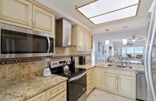 Madeira Beach House | 201 Crimson Condos