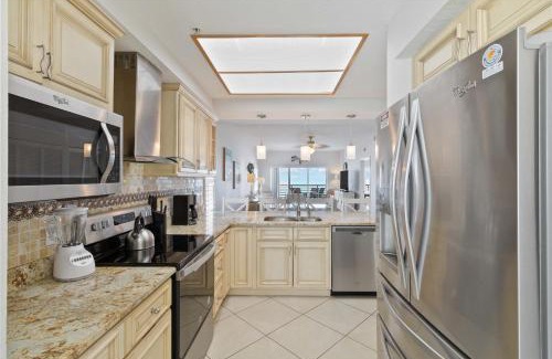 Madeira Beach House | 201 Crimson Condos