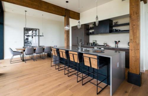 Big Sky Apartment | 201 LakeLodge by Moonlight Basin Lodging