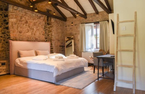 Dimitsana House | 201 m² House ∙ 2 bedrooms ∙ 7 guests