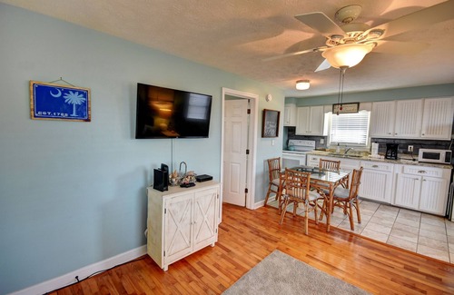 Cherry Grove Beach Condo | 202 28th Ave Unit 6 1 Bedroom Condo