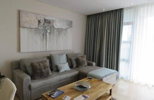 Victoria and Alfred Waterfront Apartment | 202 Kylemore